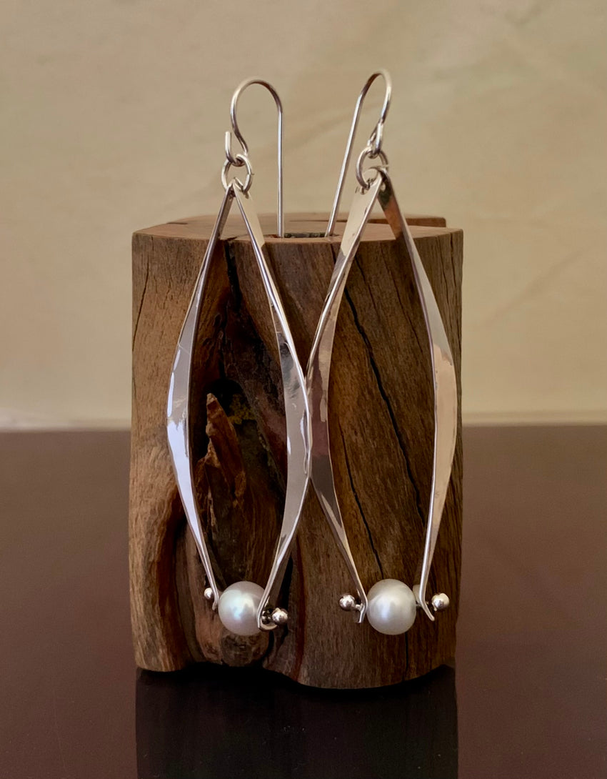 Sterling Silver Dangles Earrings with Pearl